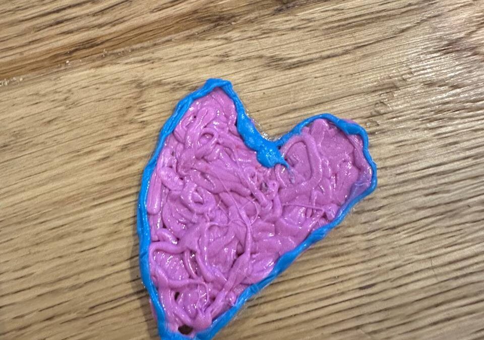 Małe ręce, wielkie serca. Tak dzieci tworzyły prezenty na Dzień Babci i Dziadka